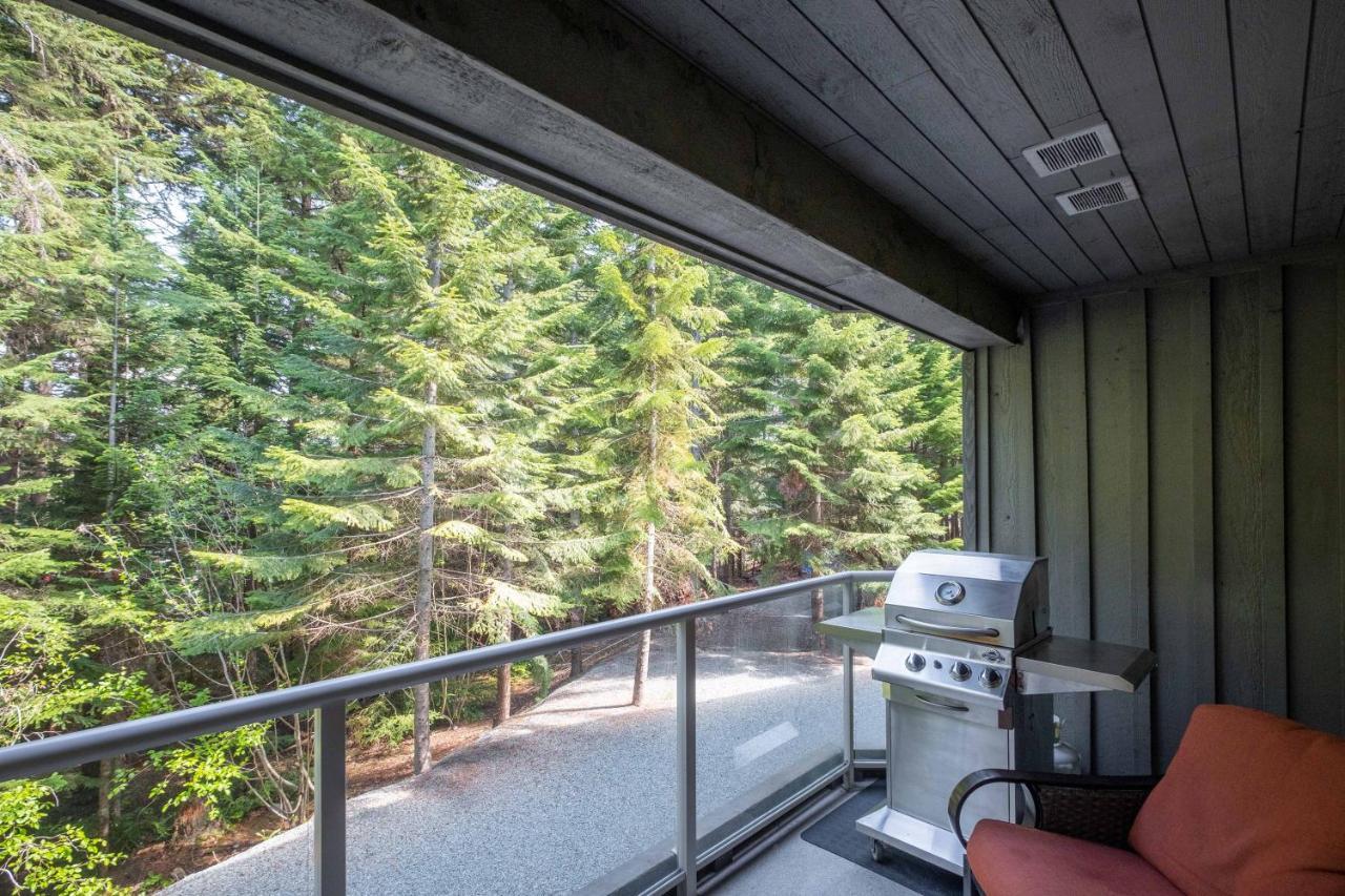 The Aspens By Outpost Whistler Villa Buitenkant foto